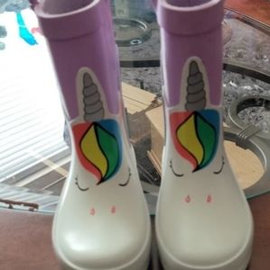 Girls rain boots size 5